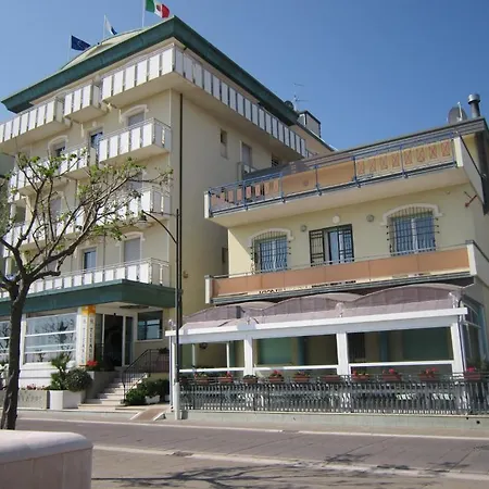 Hotel Titanus